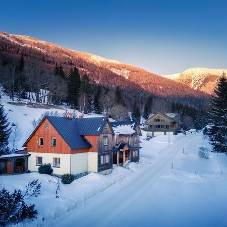 Pension Erban Špindlerŭv Mlýn Ngoại thất bức ảnh